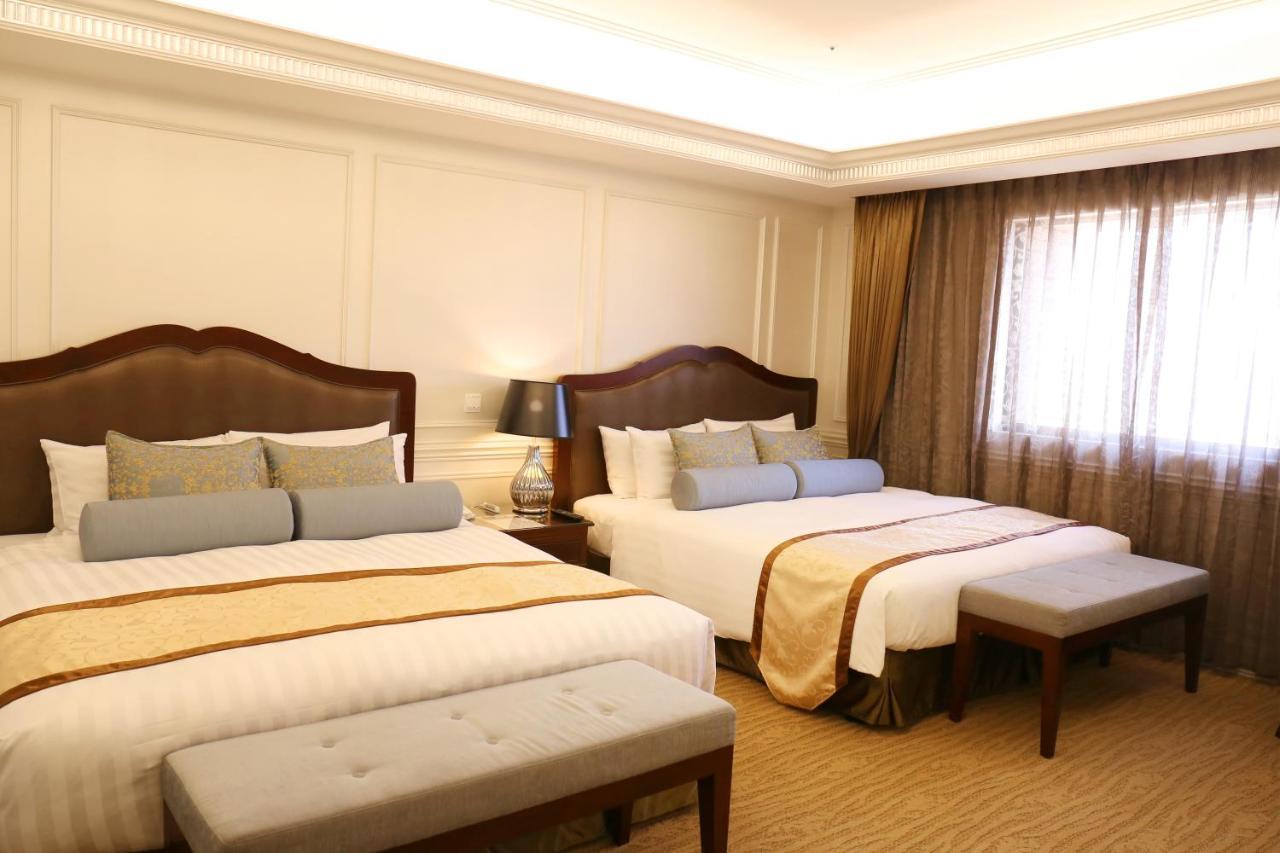 Fushin Hotel - Tainan Bagian luar foto