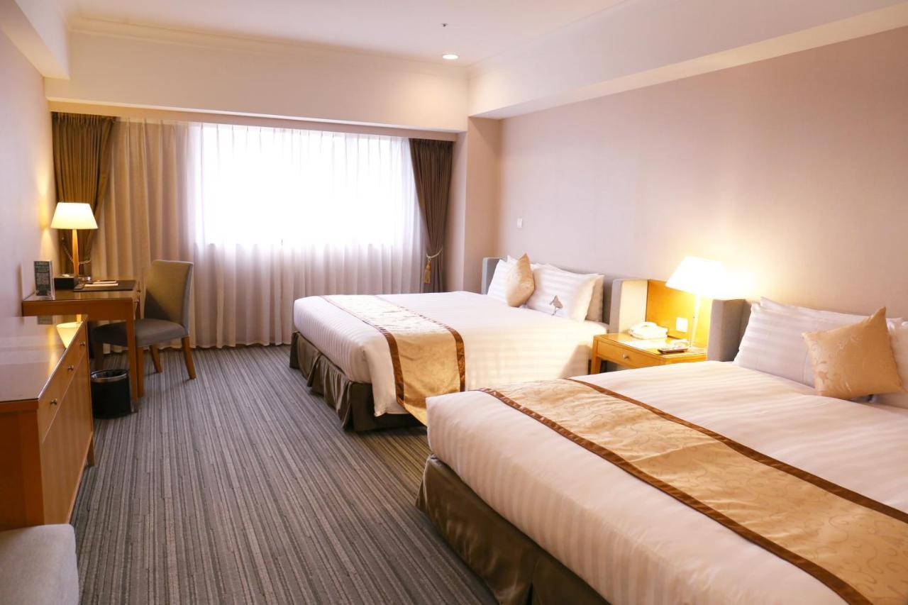 Fushin Hotel - Tainan Bagian luar foto